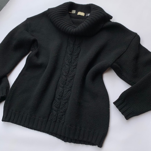 ❌SOLD❌ Vintage 100% Wool Oversized Black Fisherman Cable Knit Turtleneck Sweater - Picture 2 of 9